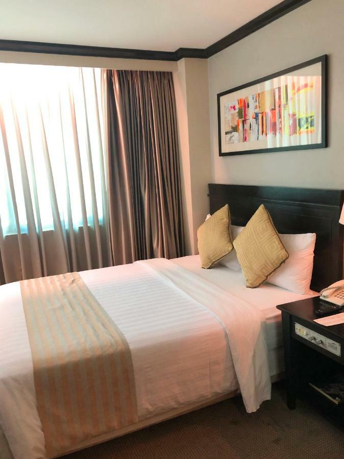 Tower Inn Makati Business Hotel San Pedro Makati Eksteriør billede